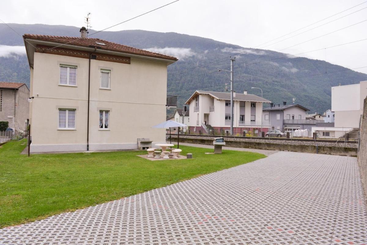Alp Gruem Apartment - 8 Min Walk To Bernina Express ตีราโน ภายนอก รูปภาพ