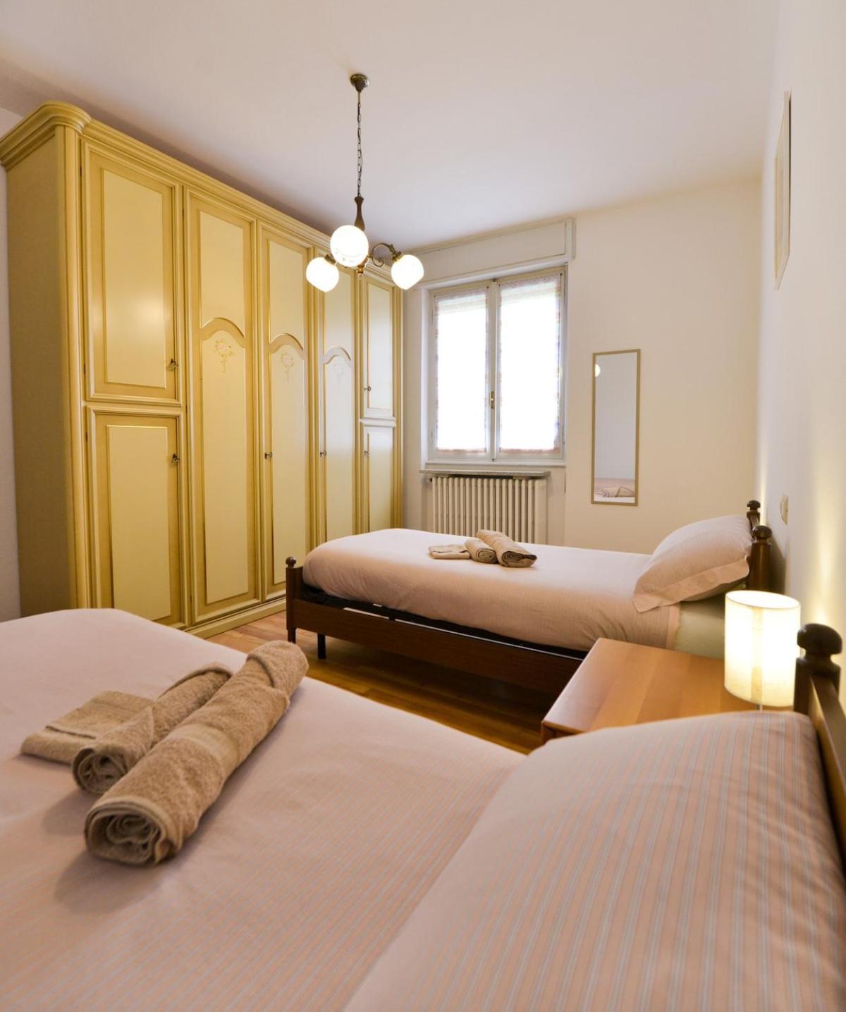 Alp Gruem Apartment - 8 Min Walk To Bernina Express ตีราโน ภายนอก รูปภาพ